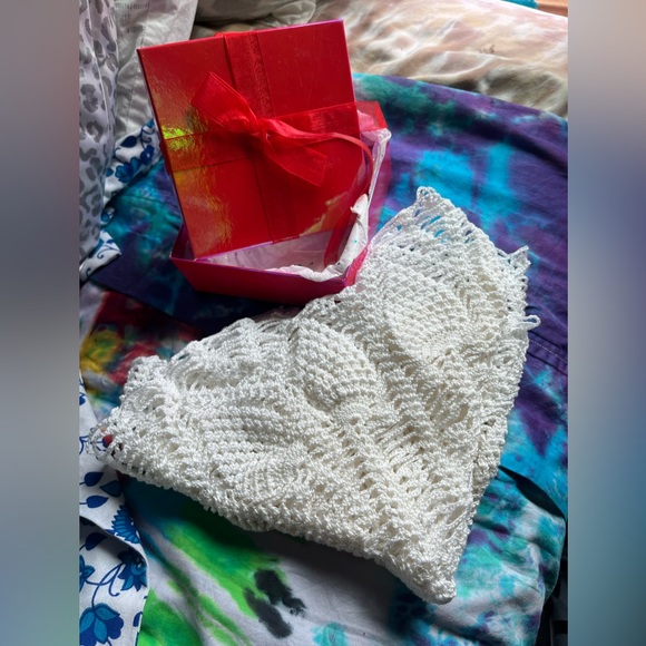 Vintage Handmade Doily / Altar Cloth - Picture 9 of 9